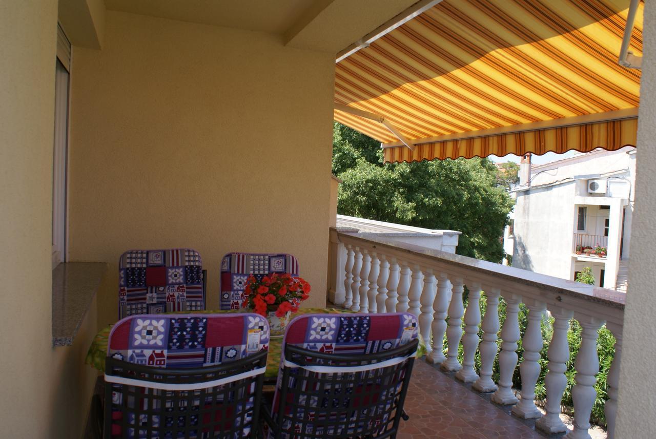 Apartments Nikola Krk Town Esterno foto
